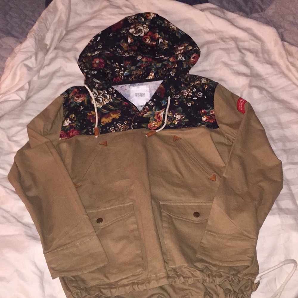 Gorgeous Pullover Spring/Fall Jacket - image 1